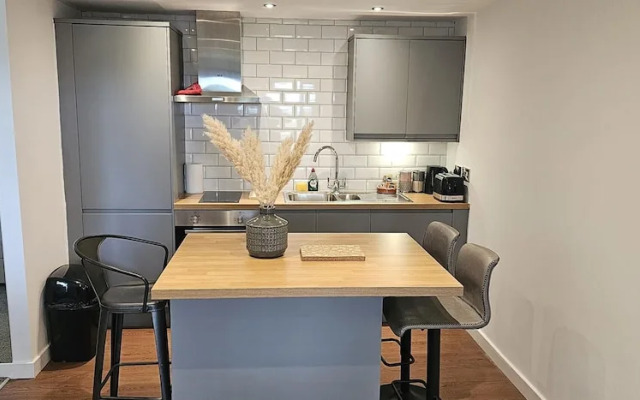 Modern Peaceful Open Plan 1-bed Apartment Rutland