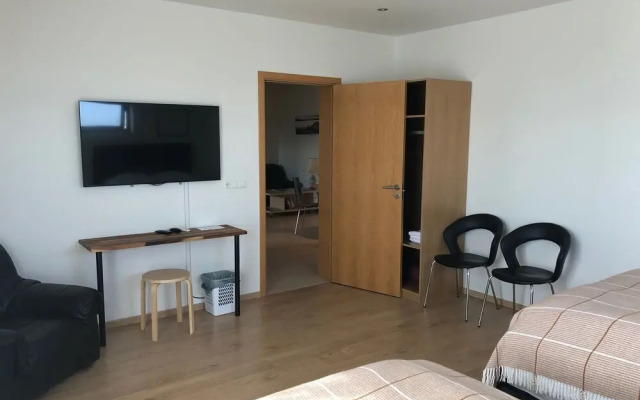 Melas 9 Guesthouse