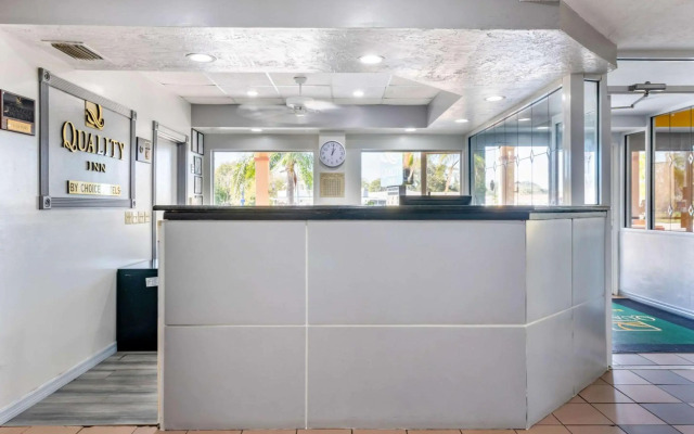 Quality Inn Sarasota North Near Lido Key Beach