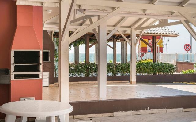 Aluguel Casa 4 quartos s/ 1 suíte frente Mar | Bombas/SC