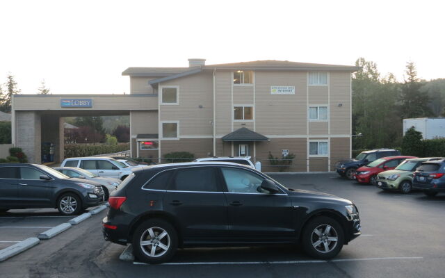 Bay City Inn