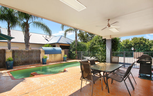 Edward Parry Motel & Apartments