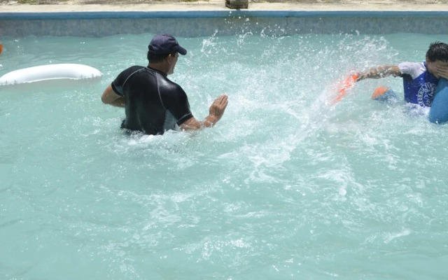 Howler Monkey Resort