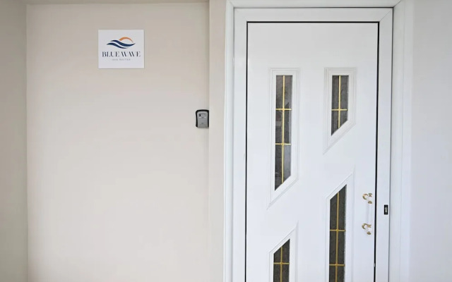 Blue Wave Suites - Ixia