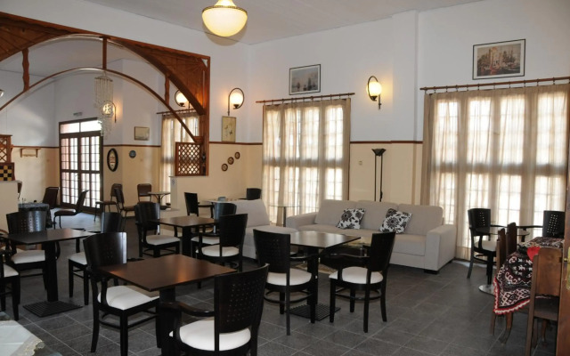 Miranta Hotel - Apartments & Studios