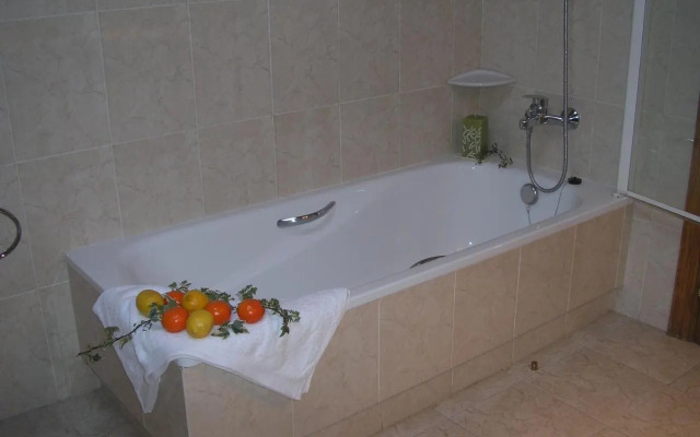 Pension Residencia Ria De Muros