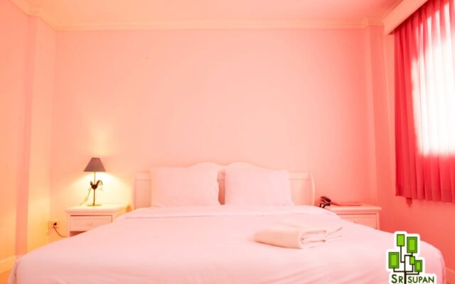 Srisupan Grand Royal Hotel
