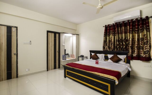 Dwell Suites by OYO Rooms