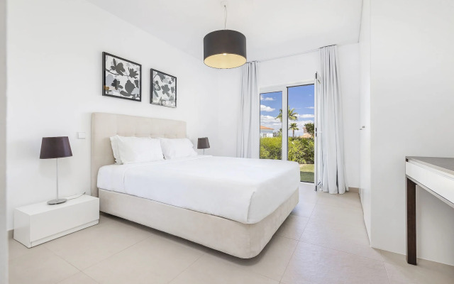 Eden Villas & Apartments