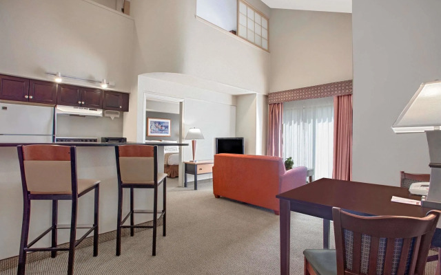 Kent/Sea-Tac Airport hotel