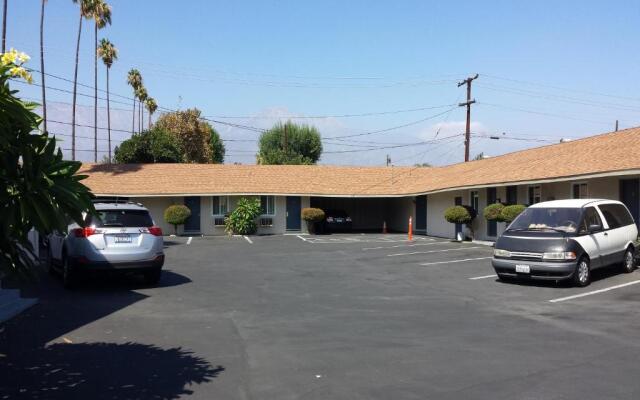 New Kansan Motel