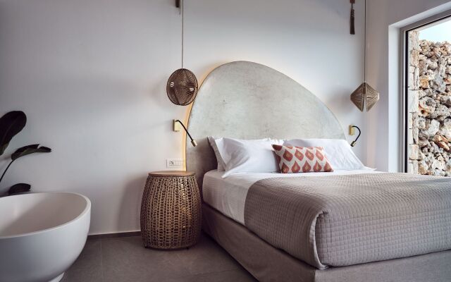 Etheria Luxury Villas & Suites