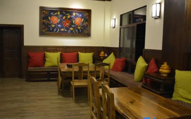 Zangdi Impression Hotel