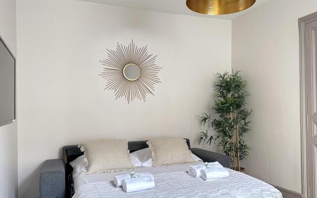 B 2065 -  Arc de Triomphe - Appartement familial