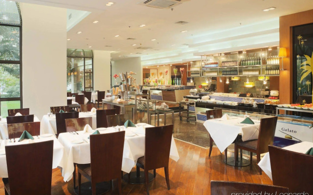 Crowne Plaza Zhengzhou by IHG