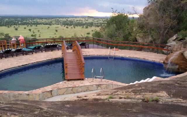 Lobo Wildlife Lodge