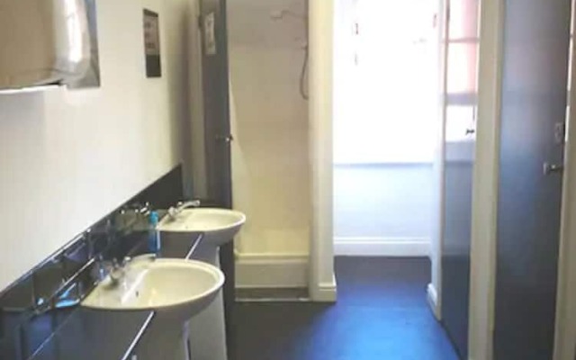 Amity Hostel