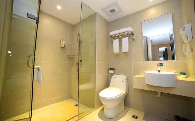 City Convenient Hotel