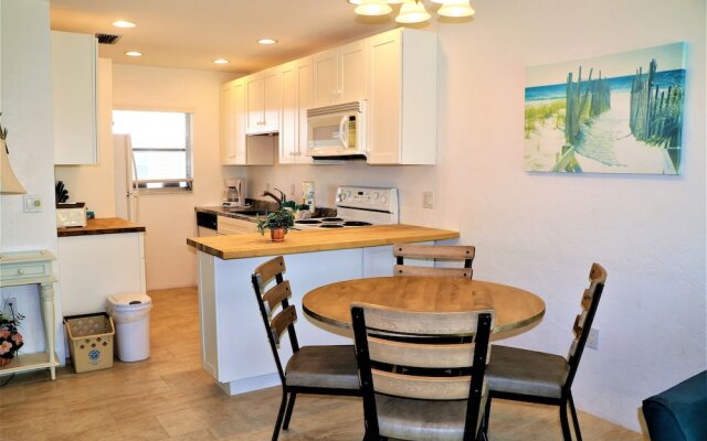 Jamaica Royale 088 - 2 Br Condo