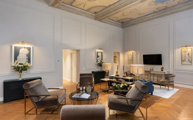 Pazzi Penthouse