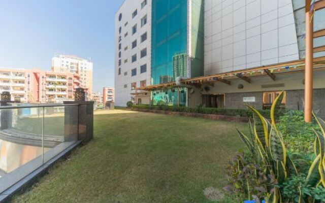 Huangjiang Holiday Hotel