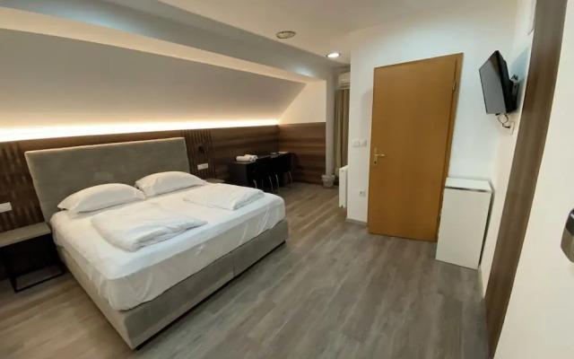 Garni Hotel Cirman
