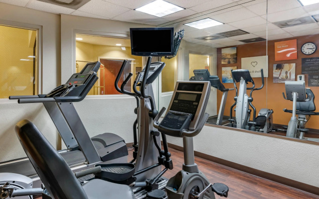 Comfort Suites Fort Pierce I-95