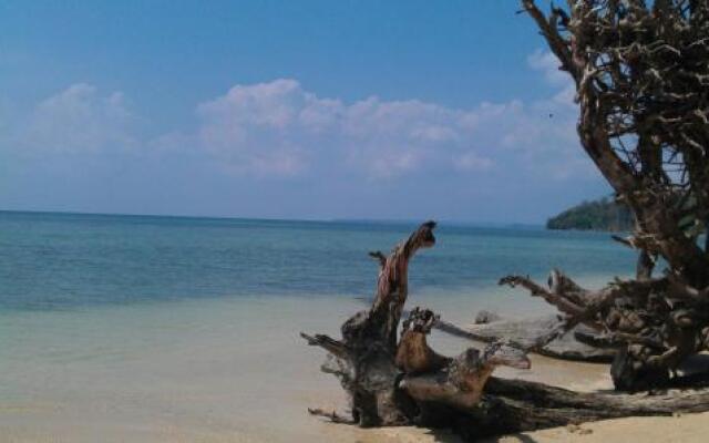 Pellicon Beach Resorts