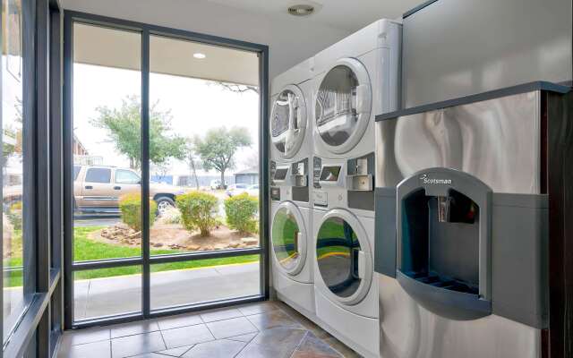 Motel 6 Plano, TX - Plano Northeast