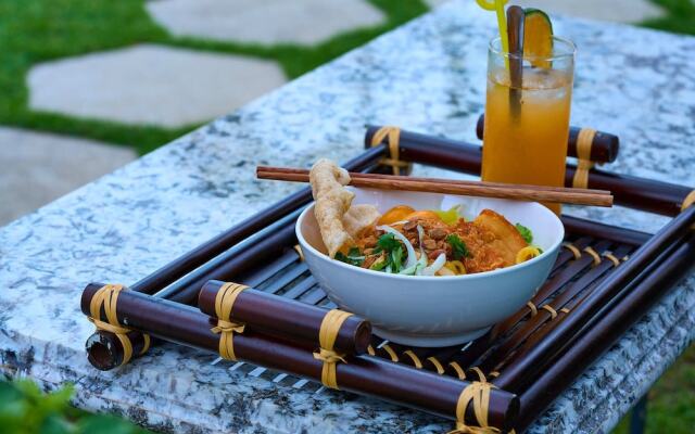 Legend Oasis Boutique Hoi An Hotel