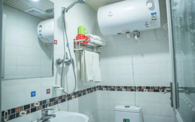 Qingdao Haibianke Hostel