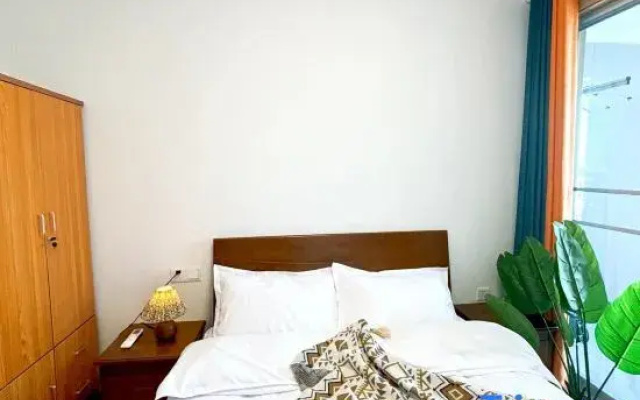 Xizhou Boutique Stay (Nanxun High-Speed Railway Station)