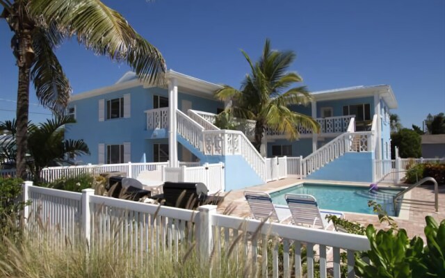 AM Beach Place Unit 4