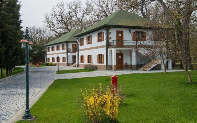River Inn Boutique Hotel