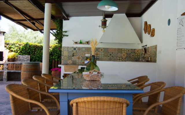 Alojamiento Rural Las Acacias