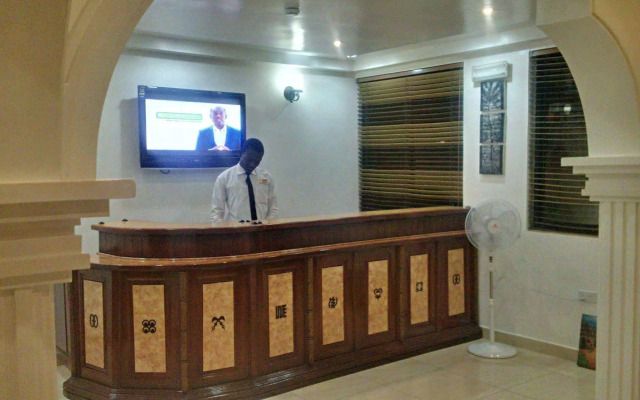 Takoradi Standard Hotel