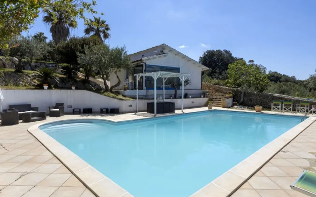 Coastal Comfort With Amazing Views - Beahost