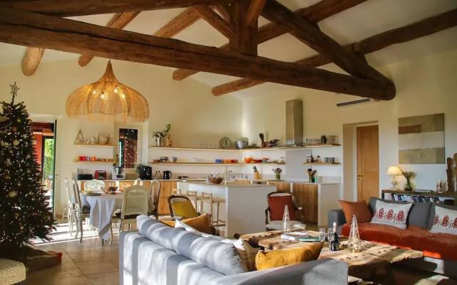 Le Mas Ela a Your Family Haven With Private Pool