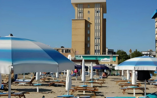 Hotel Golden