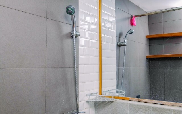 Best Deal And Simply 2Br At Bassura City Apartment