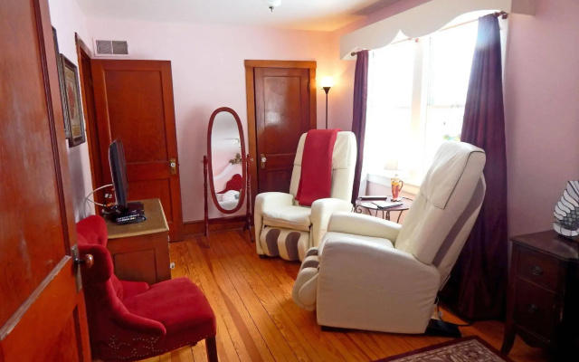 Battlefield Bed & Breakfast Inn