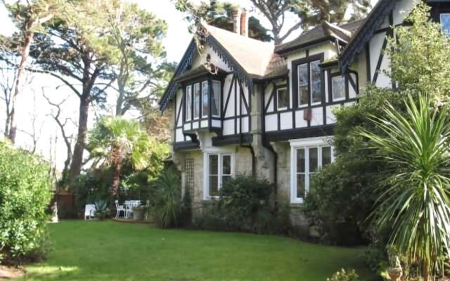 Rylstone Manor