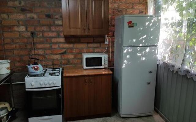 Guest House on Primorskaya 28