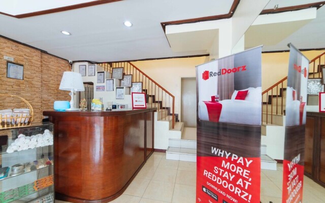 Reddoorz @ General Luna Davao