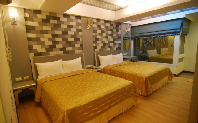 Ming-Jun Holiday Inn
