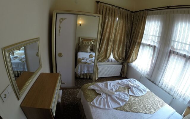 Blue Eye Suites