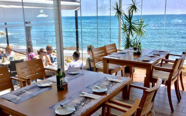 MI CAPRICHO A17 Beachfront Apartment