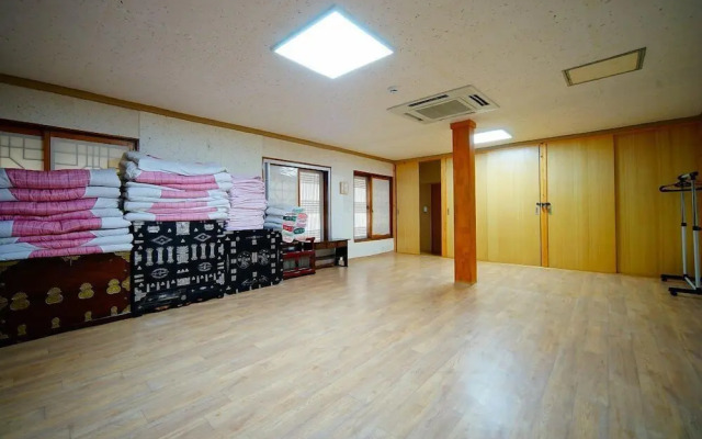Hanok Hotel Dong Nak Won