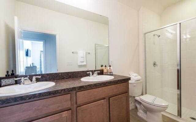 Amazing Townhouse! Solterra - 4686TD