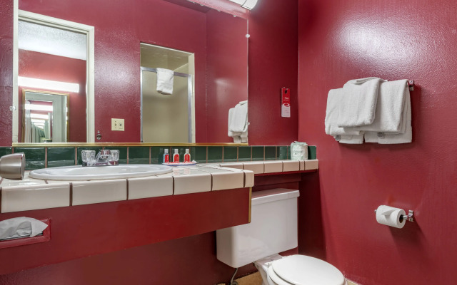 Econo Lodge Fallon Naval Air Station Area